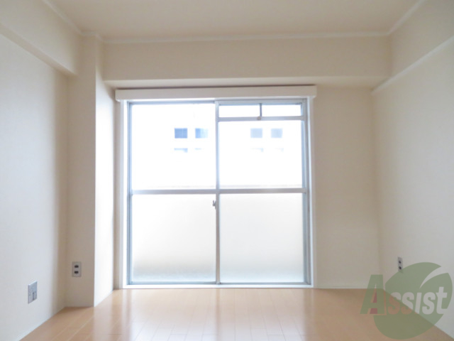 居室・リビング　リビングは、陽当り良好のお部屋になります。