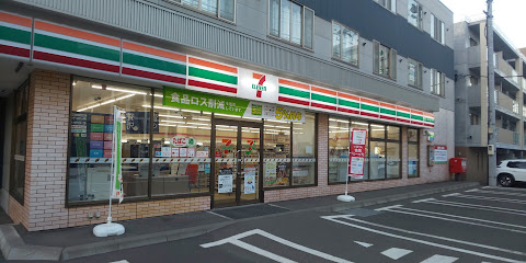 コンビニ　セブンイレブン札幌北22条店（コンビニ）まで219m