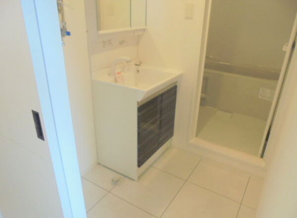 洗面設備　独立洗面化粧台☆