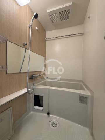 バス・シャワールーム　プレサンス九条グランデリーヴ　浴室