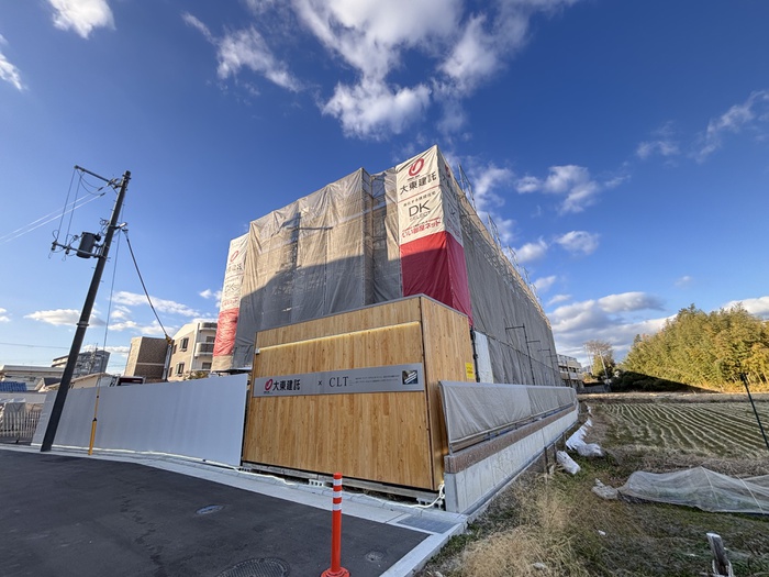 建物外観　建築中