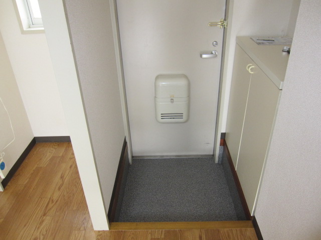 玄関　グリーンハイツ(GoodHome)