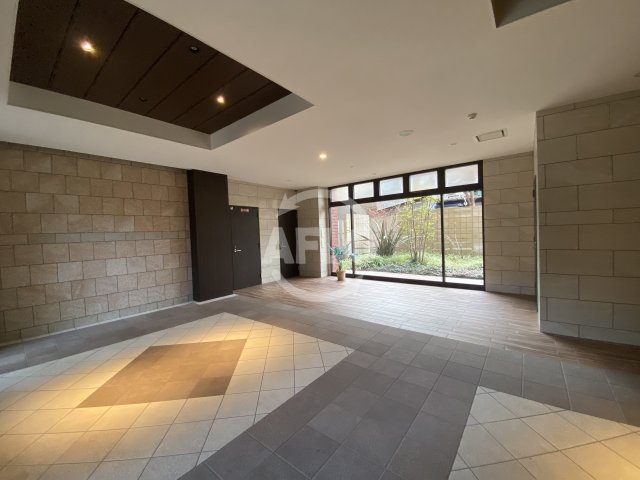 ロビー　グローバー・グランデ田辺駅前　ロビー