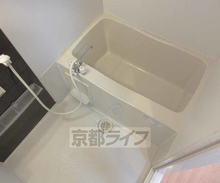 バス・シャワールーム　ゆったりバスルーム！