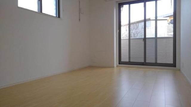 居室・リビング　2面採光のお部屋です。