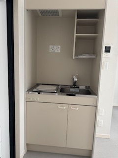 キッチン　一人暮らしに充実な収納付き