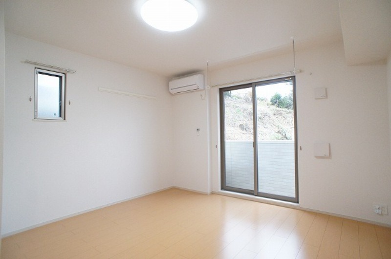 居室・リビング　図面と現状に相違がある場合には現状を優先