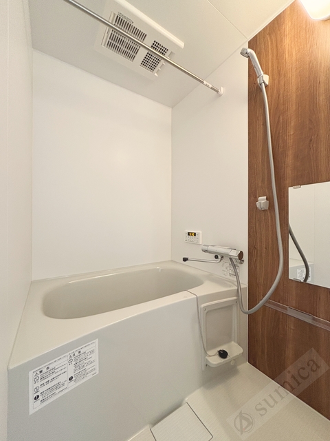 バス・シャワールーム　追い炊き・浴室暖房乾燥機付きバスルーム♪