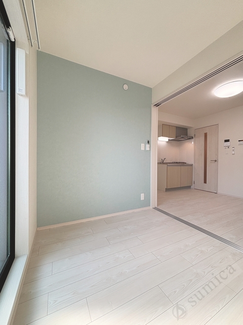 その他部屋・スペース　アクセントクロスがオシャレを演出♪♪