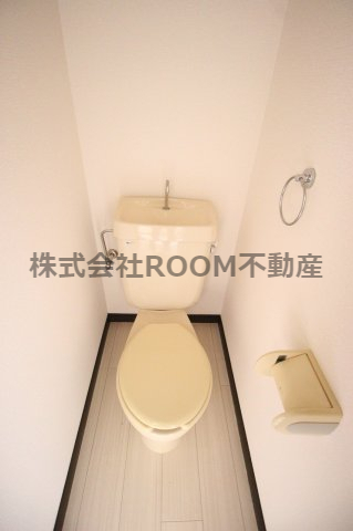 トイレ　落ち着いた雰囲気の外観です