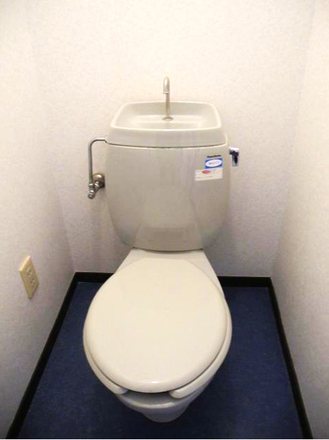 トイレ　シンプルで使いやすいトイレです