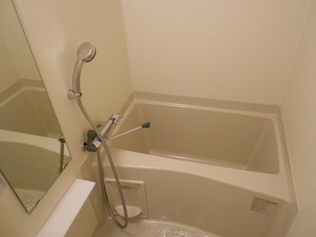 バス・シャワールーム　同タイプ・同モデルを使用