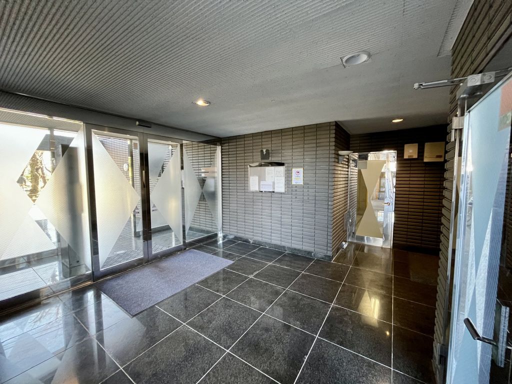 エントランス　★エントランス★