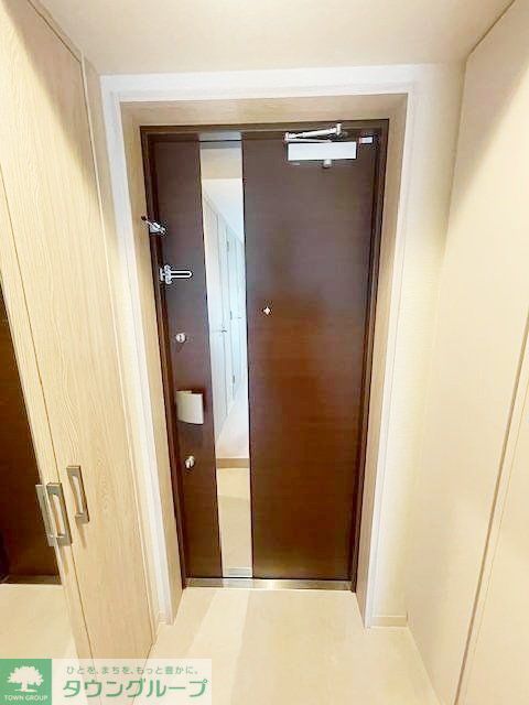 玄関　エントランス