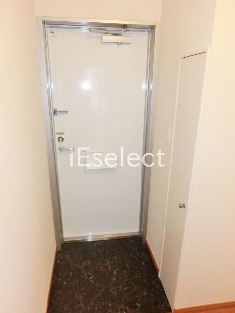 玄関　スッキリした玄関周り。