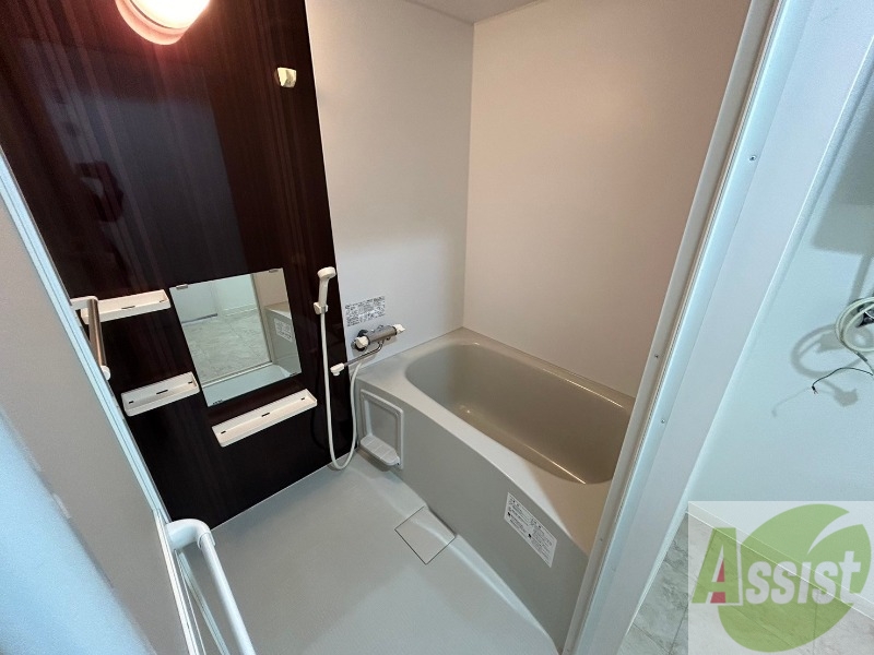 バス・シャワールーム　お風呂です。ゆっくりお風呂につかるのも体に良いですね～