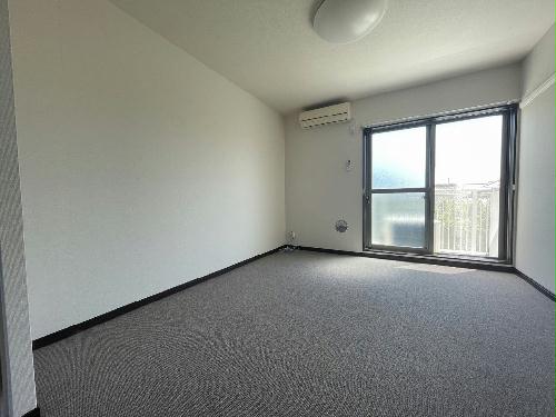 その他部屋・スペース　カーペット色等写真と異なる場合がございます。