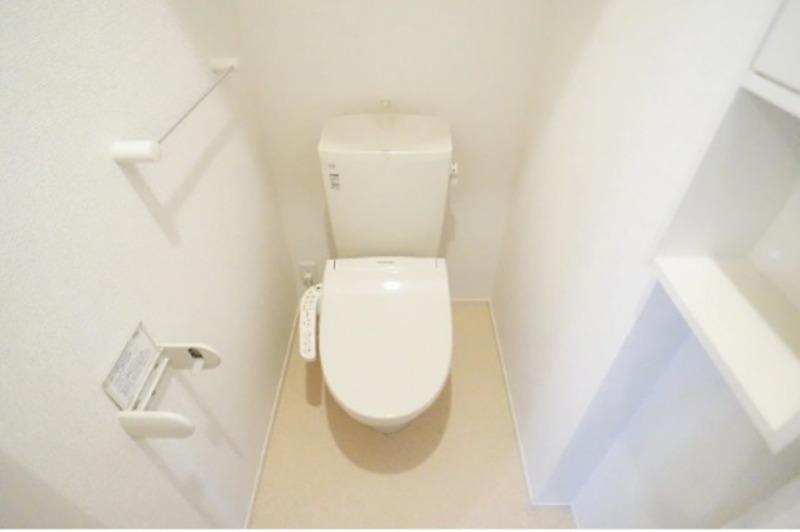 トイレ　図面と現状に相違がある場合には現状を優先