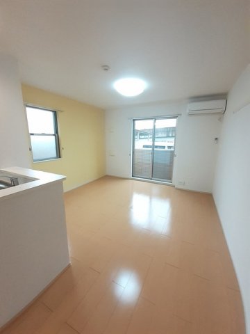 居室・リビング　使いやすいリビングです