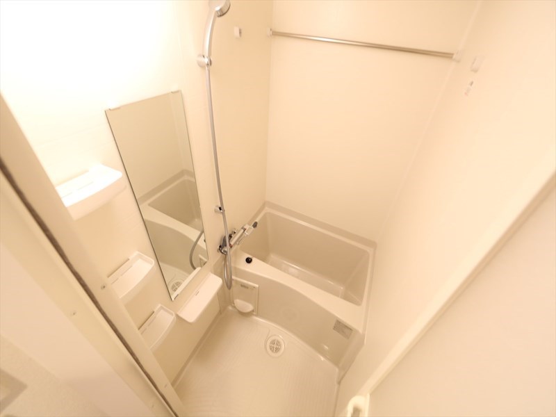 バス・シャワールーム　浴室暖房乾燥機付　24時間換気機能付バスルーム