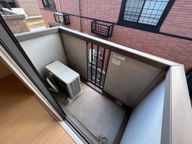 バルコニー　バルコニー