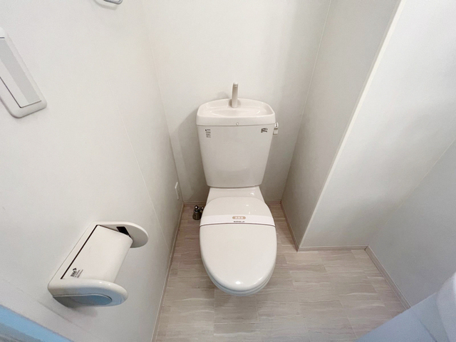 トイレ　トイレ