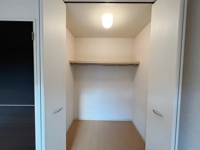 収納　ウォークインクローゼット