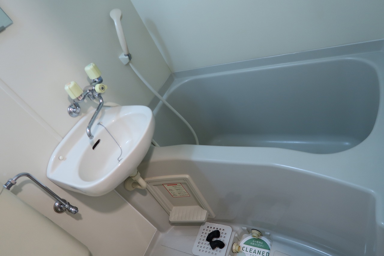 バス・シャワールーム　同建物参考写真