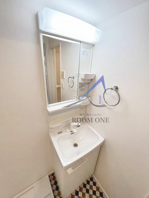 洗面設備　洗面台です。