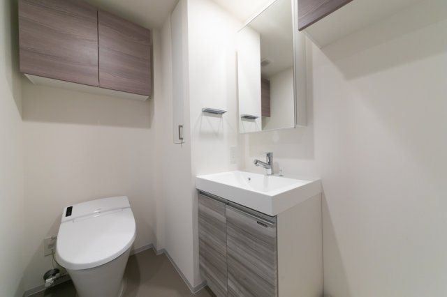 トイレ　参考写真