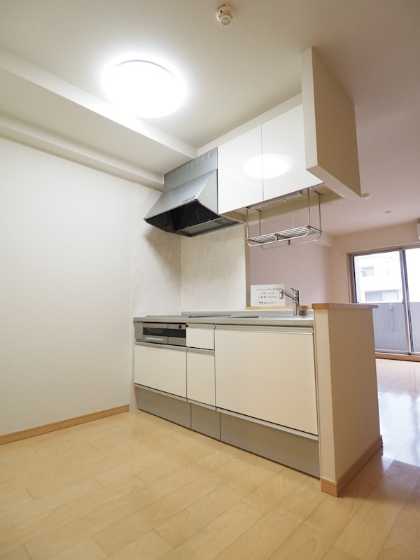 キッチン　キッチンスペースも広くて快適