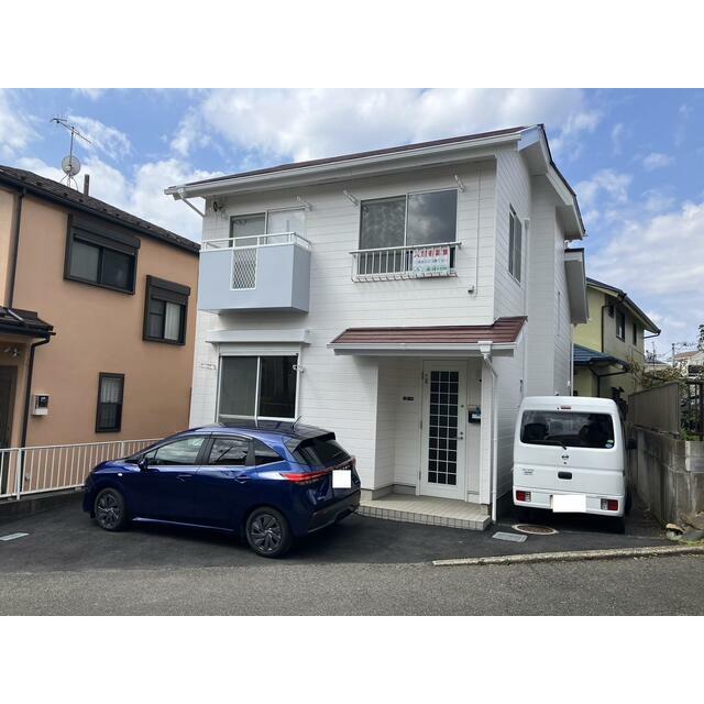 建物外観　駐車場：車種によっては２台駐車可。現地ご確認下さい。