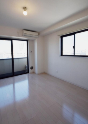 居室・リビング　☆明るいリビング☆