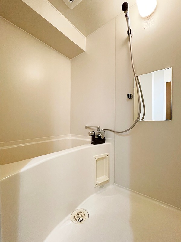 バス・シャワールーム　お風呂です