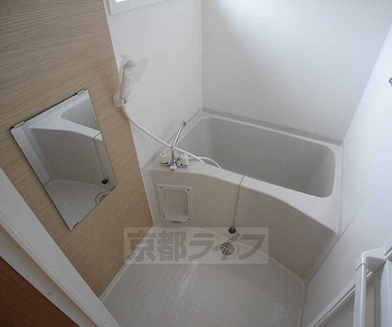 バス・シャワールーム　ゆったりとしたお風呂です。