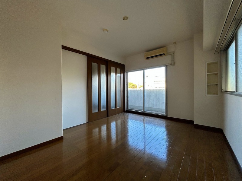 居室・リビング　※別部屋の参考写真となります※現況優先※