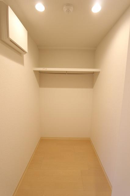 収納　ウォークインクローゼット