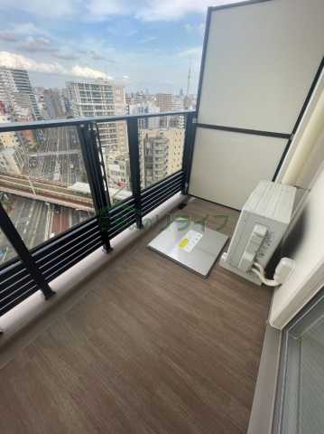 バルコニー　スプランディッド西日暮里