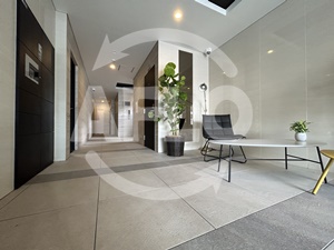 ロビー　ファーストフィオーレ京橋イースト　ロビー