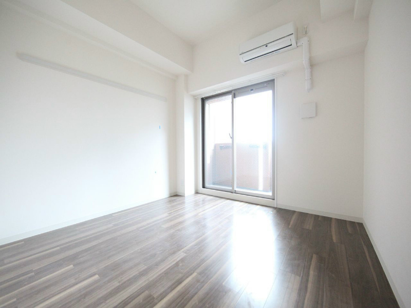 居室・リビング　洋室7.2帖　エアコン完備