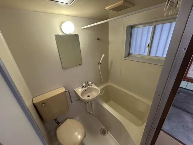 バス・シャワールーム　別号室の写真です