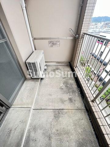 バルコニー　お洗濯にも便利なバルコニー付き