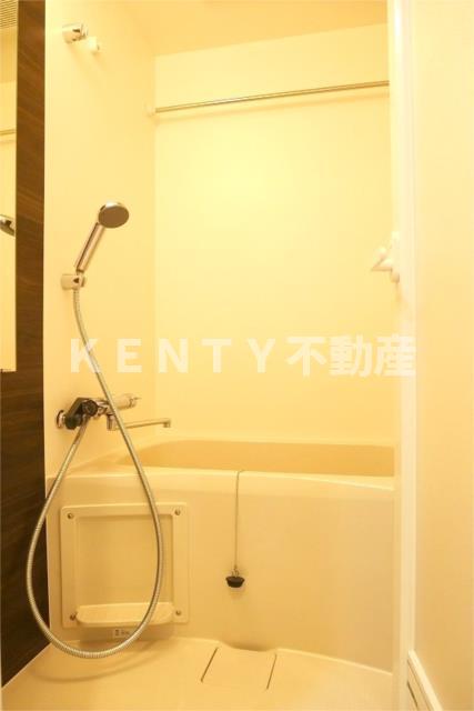 バス・シャワールーム　ゆったり過ごせるお風呂です