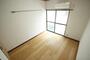 居室・リビング　※別号室の写真です