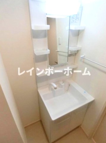 洗面設備　忙しい朝には欠かせない洗面所です