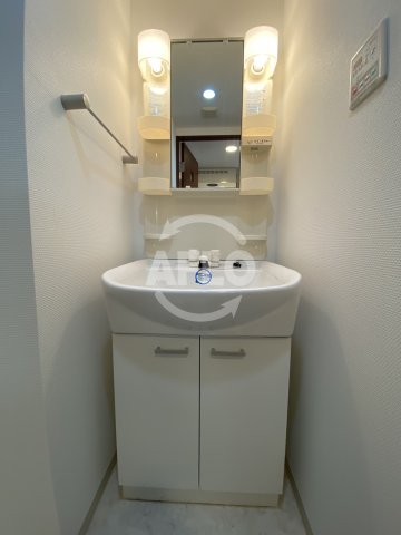 洗面設備　グランカーサ梅田北　独立洗面化粧台