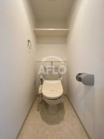 トイレ　グランカーサ梅田北　温水洗浄便座