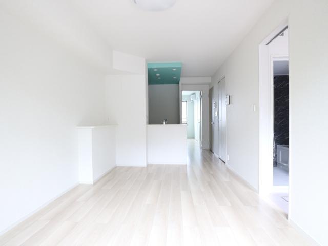 その他部屋・スペース　明るい色調の室内です