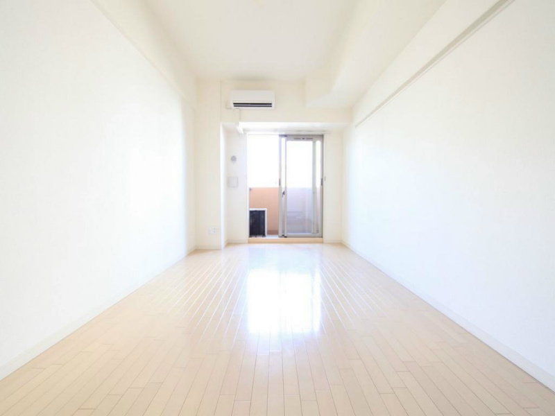 居室・リビング　洋室8.5帖　クローゼット付　家具家電ご用意できます