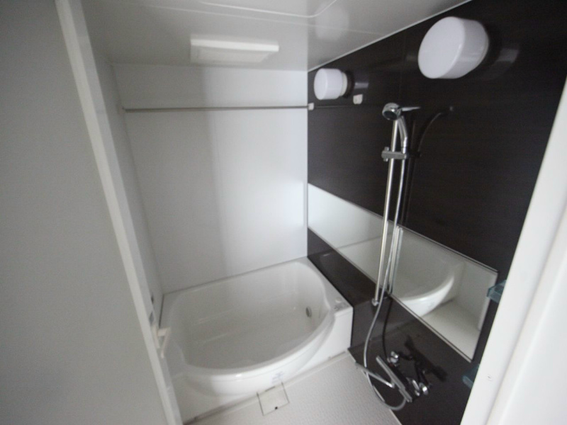 バス・シャワールーム　追い焚き　浴室暖房乾燥機付バスルーム